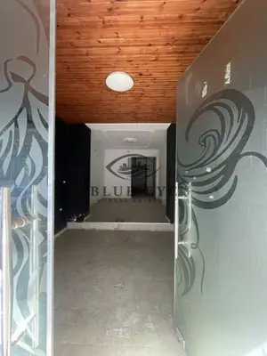 Commercial space for rent in Ish-URT, Durrës, 75 m². Photo 3 of 3