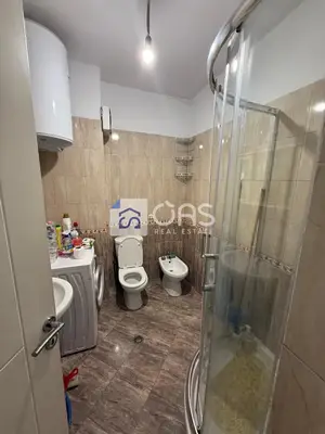Apartament 1+1 me qera në Laprakë, Tiranë, 67 m². Foto 2 nga 4