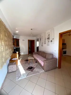 Appartamento 2+1 in affitto a Lagja nr.10, Durazzo, 90 m². Foto 5 di 6