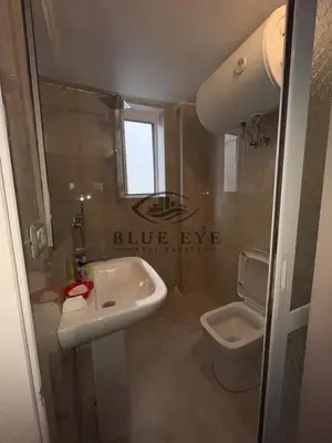 Appartamento 1+1 in affitto a Qendër, Durazzo, 70 m². Foto 1 di 4
