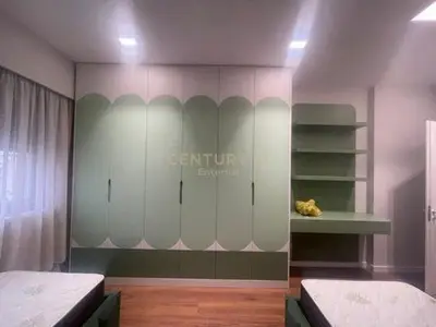 Apartament 2+1 me qera në Petro Nini Luarasi, Tiranë, 120 m². Foto 11 nga 11