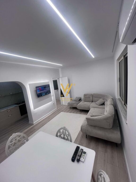 Apartament 1+1 me qera në 21 Dhjetori, Tiranë, 60 m²