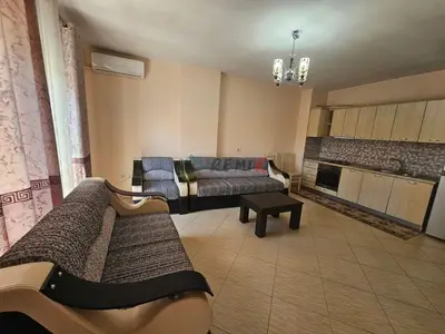 Apartament 1+1 me qera në Gjykata, Durrës, 65 m². Foto 4 nga 12