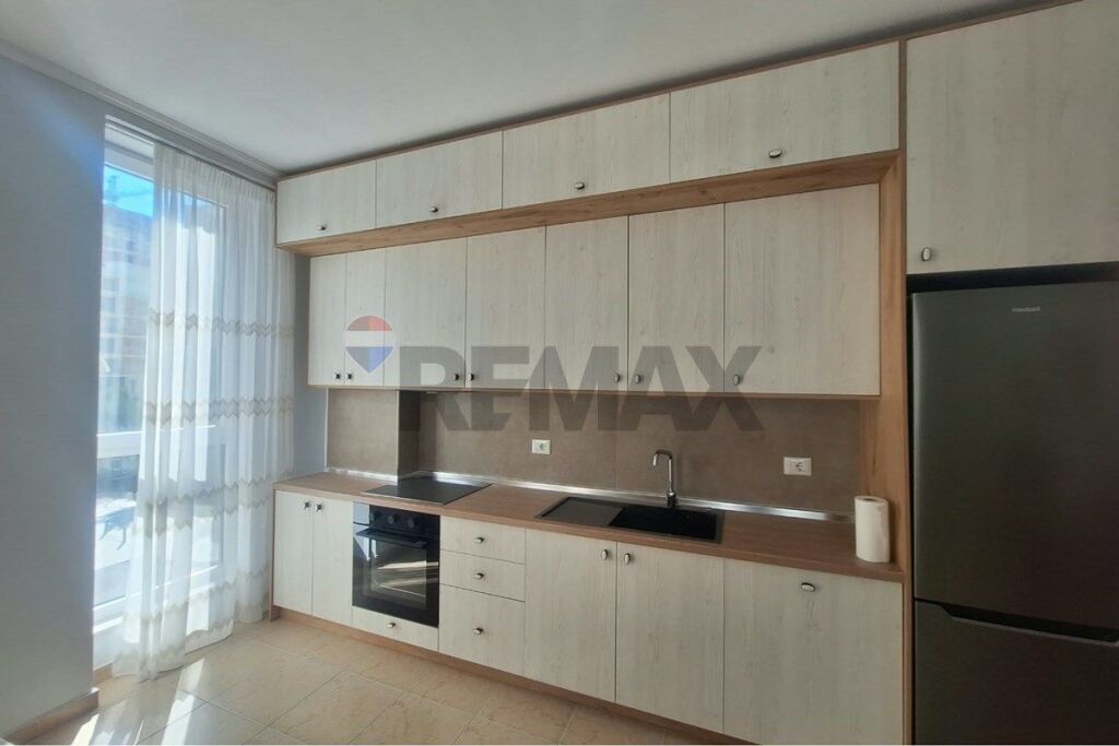 Apartment for sale in Bulevardi i Ri, Tirana, 121 m². Photo 3 of 3