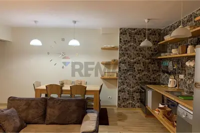 Apartament 1+1 me qera në Rruga e Barrikadave, Tiranë, 70 m². Foto 3 nga 7