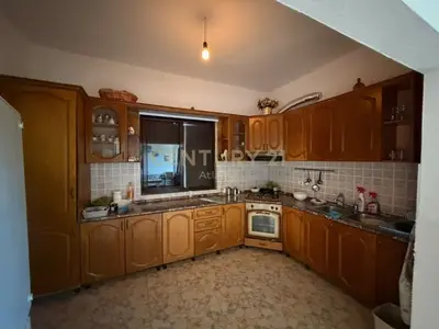 Shtëpi private në shitje në Rruga Hardhishte Shijak, Durrës, 4 500 m². Foto 2 nga 12