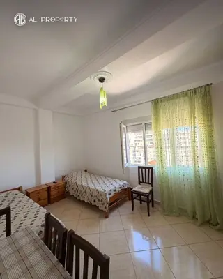 Appartamento 2+1 in affitto a Muzeu i Dëshmorëve, Durazzo, 100 m². Foto 5 di 9