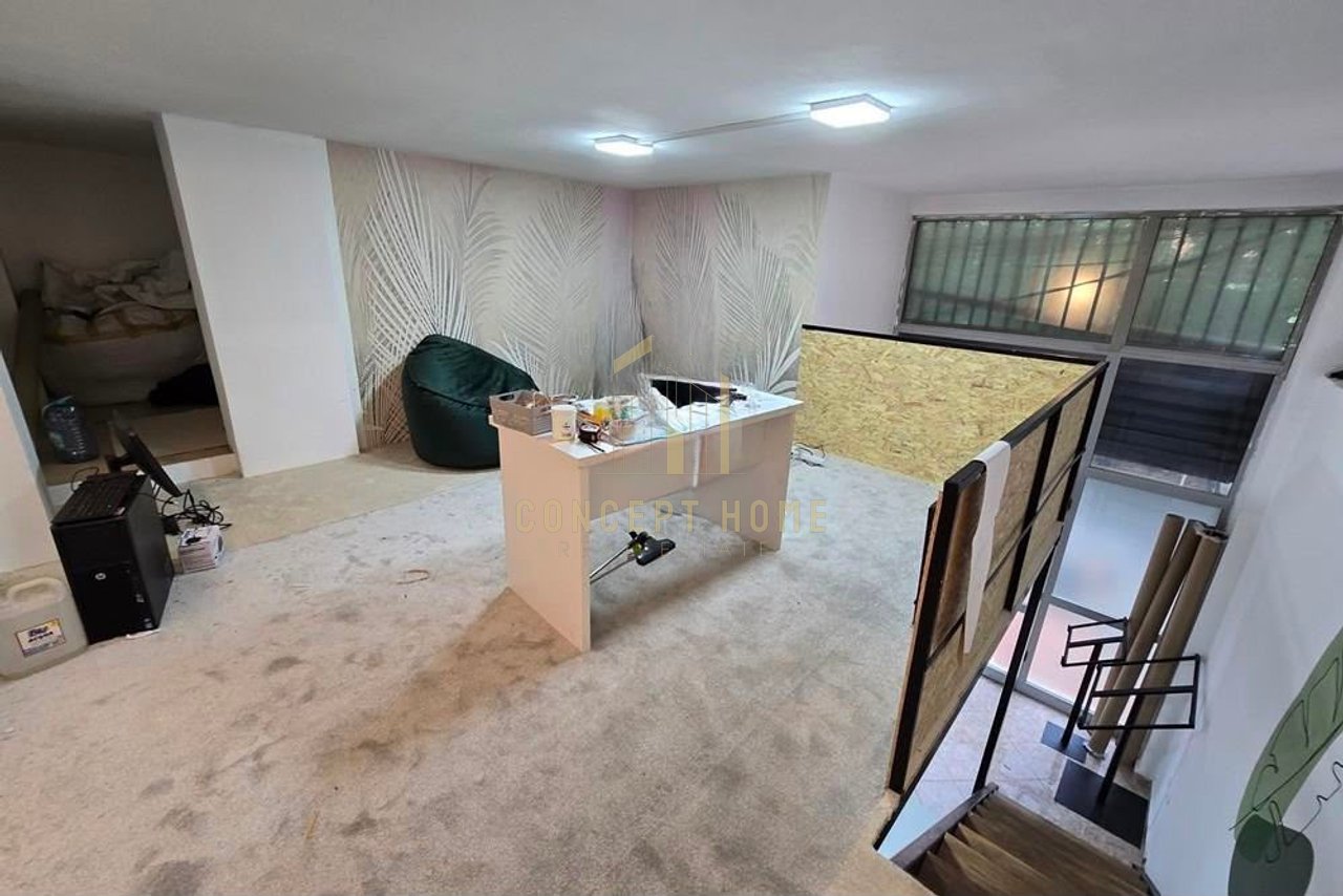 Shop for sale in Pazari i Ri, Tirana, 31 m². Photo 1 of 2