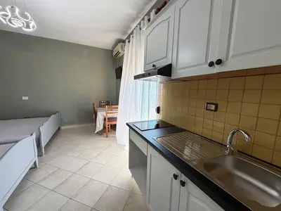 Studio for rent in Plazhi Rrota e Kuqe, Durrës, 40 m². Photo 1 of 11
