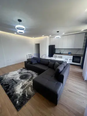 Apartament 1+1 me qera në Bulevardi i Ri, Tiranë, 77 m². Foto 3 nga 9