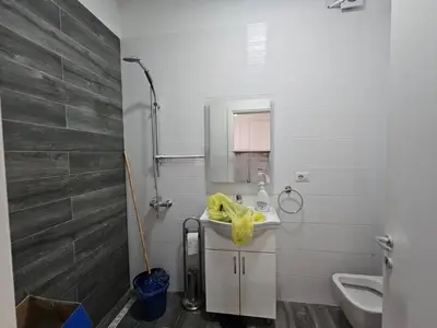 Apartment 1+1 for rent in Tirana, 60 m². Photo 4 of 5