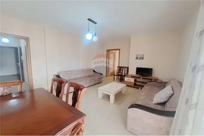 Apartament 1+1 me qera në Rruga Fejzo Mema, Vlorë, 70 m². Foto 4 nga 12