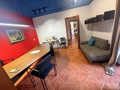 Zyrë me qera në Bulevardi Gjergj Fishta, Tiranë, 130 m². Foto 1 nga 8