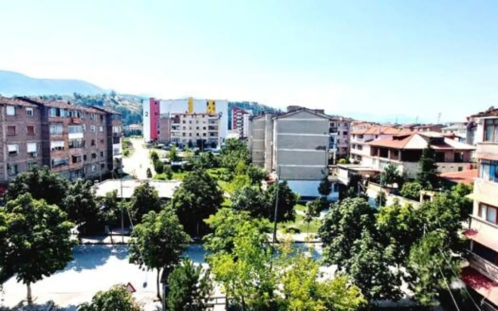 Apartament 2+1 me qera në Rruga Pandeli Vangjeli, Korçë, 80 m². Foto 1 nga 3