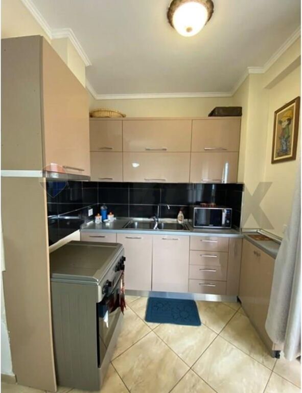 Apartment for rent in Rruga Kongresi i Manastirit, Tirana, 70 m². Photo 2 of 3