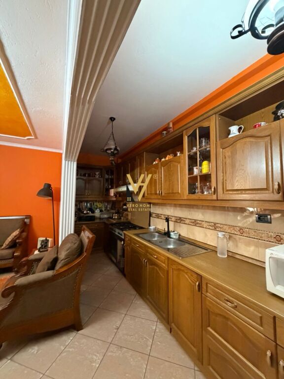 Apartament 3+1 me qera në Myslym Shyri, Tiranë, 110 m². Foto 2 nga 3