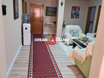 Villa 1+1 for sale in Lagjia 13, Durrës, 679 m². Photo 4 of 10