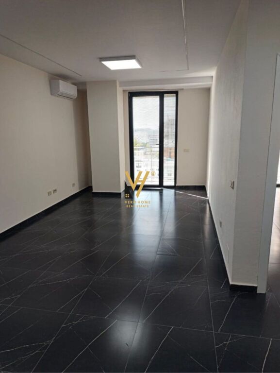 Zyrë me qera në Rruga Mine Peza, Tiranë, 70 m². Foto 2 nga 3