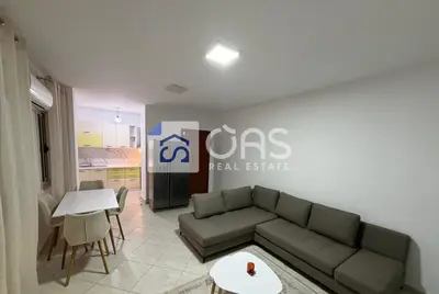 Apartament 1+1 me qera në Bulevardi i Ri, Tiranë, 107 m². Foto 1 nga 8