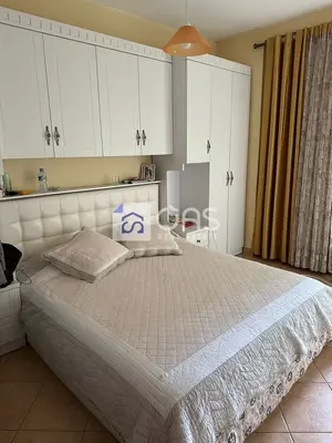 Apartament 2+1 me qera në Fresku, Tiranë, 75 m². Foto 3 nga 5