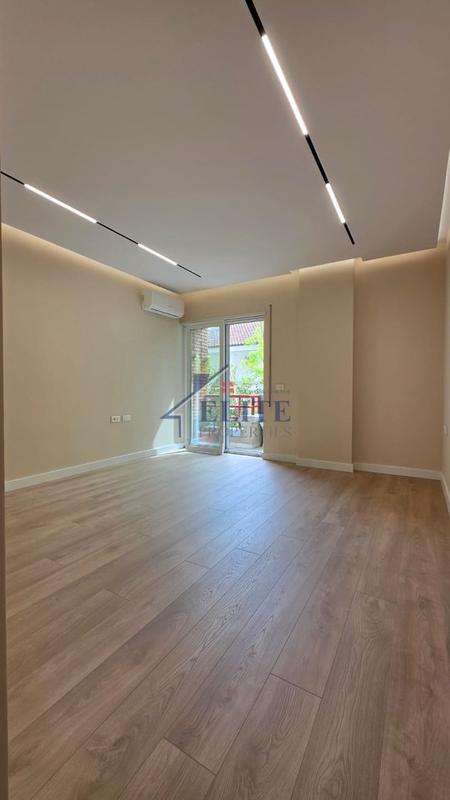 Zyrë me qera në Rtsh, Tiranë, 131 m². Foto 6 nga 12