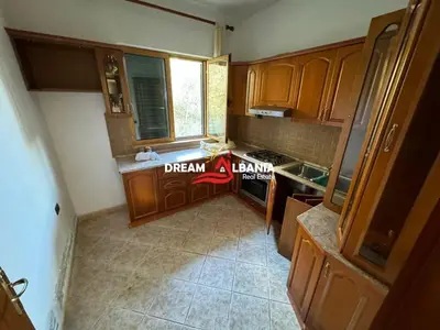 Villa in affitto a Ndroq, Tirana, 1.000 m². Foto 2 di 12