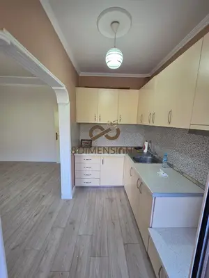 Appartamento 1+1 in vendita ad Irfan Tomini, Tirana, 56 m². Foto 2 di 9