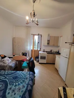 Garsoniere me qera në Siri kodra, Tiranë, 40 m². Foto 3 nga 3