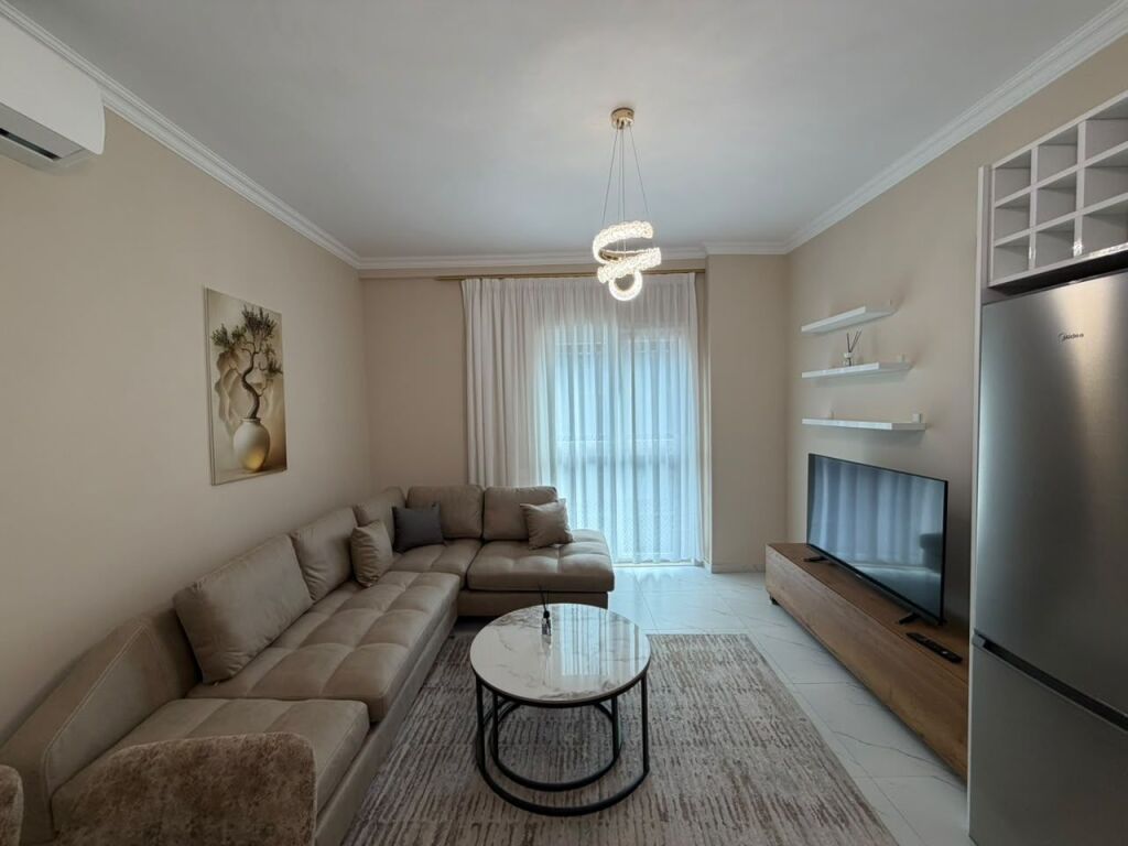 Apartment 1+1 for rent in Sauk, Tirana, 67 m²