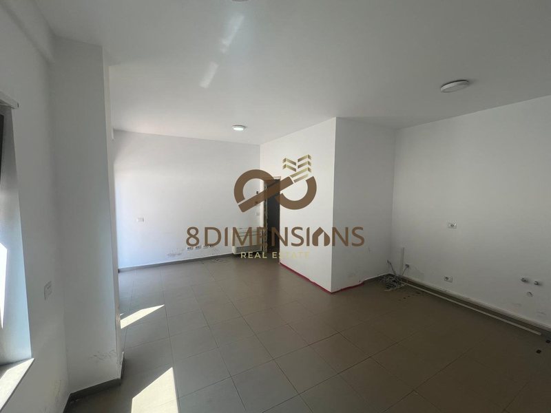 Ufficio in affitto a Afer Ring Center, Tirana, 70 m²