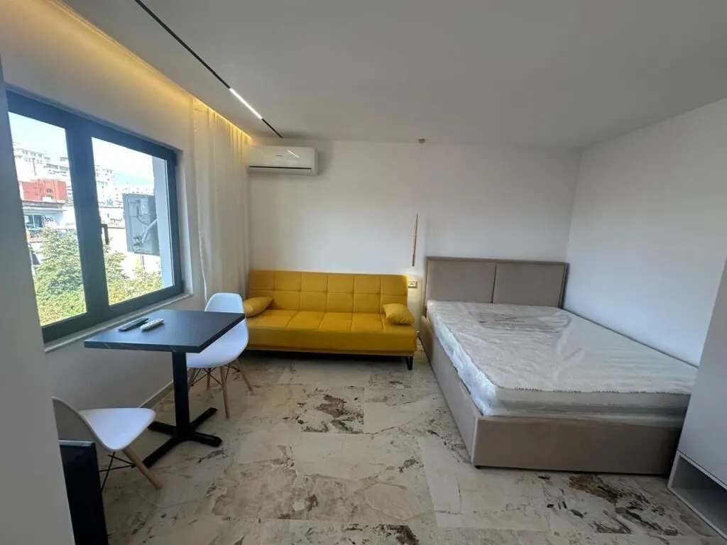 Studio for sale in Rruga Mine Peza, Tirana, 27 m². Photo 1 of 4