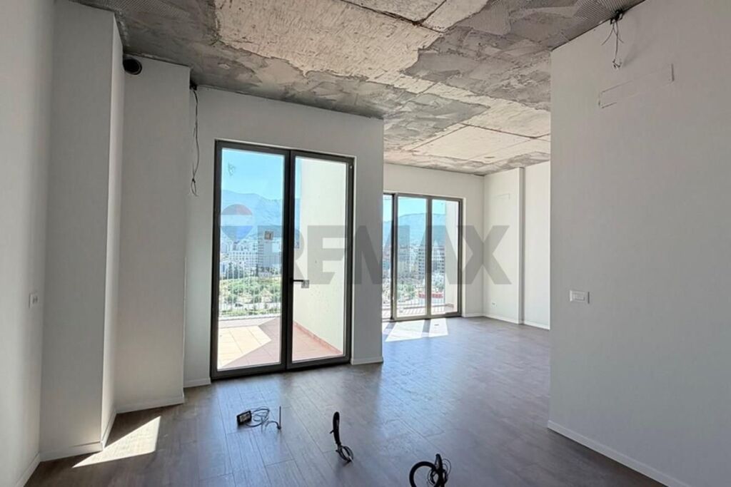 Apartment for sale in Bulevardi i Ri, Tirana, 134 m². Photo 2 of 3