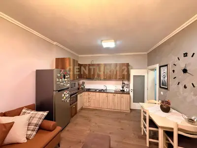 Apartament 2+1 në shitje në Globe, Tiranë, 81 m². Foto 4 nga 8