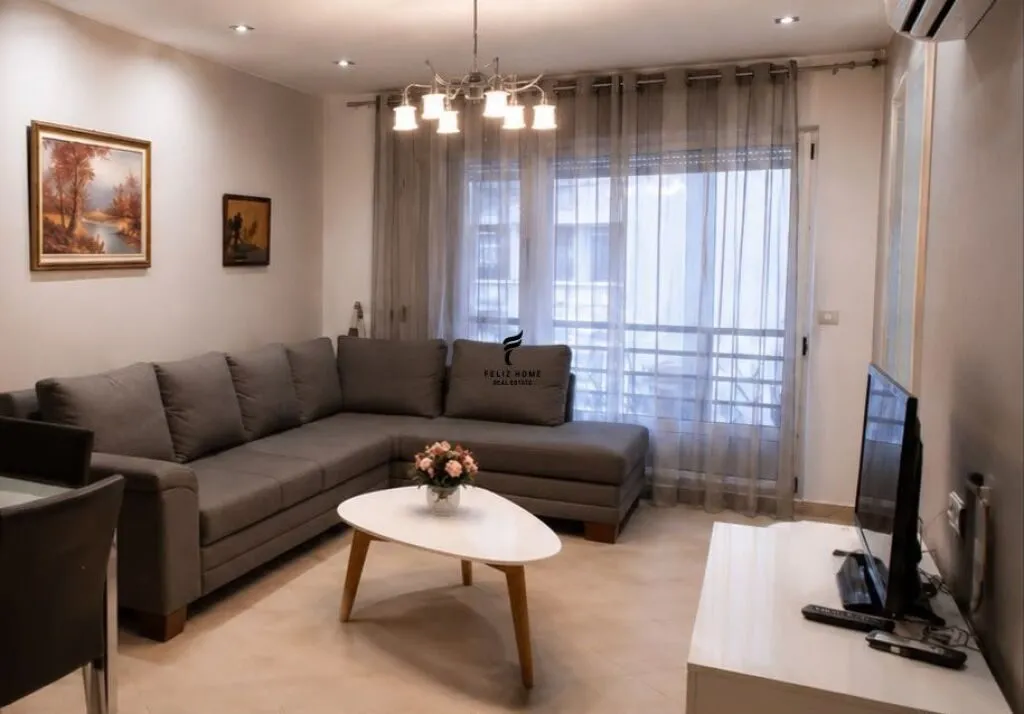 Apartment 2+1 for rent in Rruga Frosina Plaku, Tirana, 100 m². Photo 1 of 3