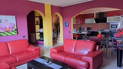 Villa for sale in Sallmone, Durrës, 500 m². Photo 2 of 12