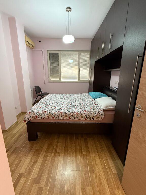 Apartament 2+1 me qera në Posta Shqiptare Durrës ZP Qendër - 2001, Durrës, 90 m². Foto 6 nga 7