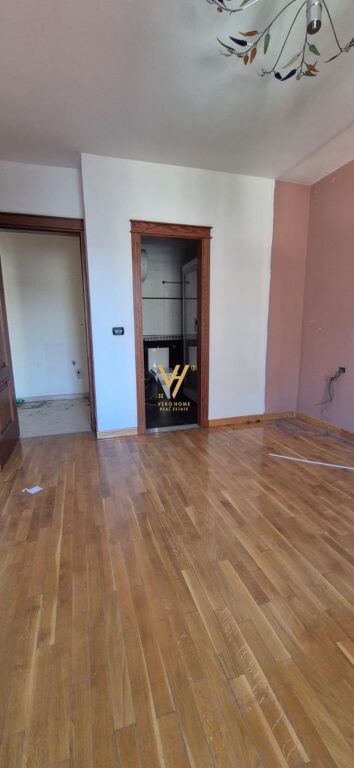 Apartament 2+1 në shitje në 21 Dhjetori, Tiranë, 104 m². Foto 2 nga 3