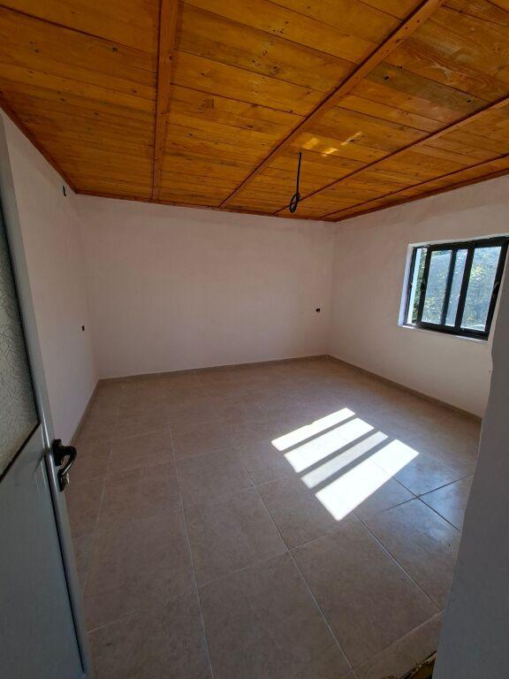Shtëpi private në shitje në Ura - Vajgurore, Berat, 70 m². Foto 10 nga 12