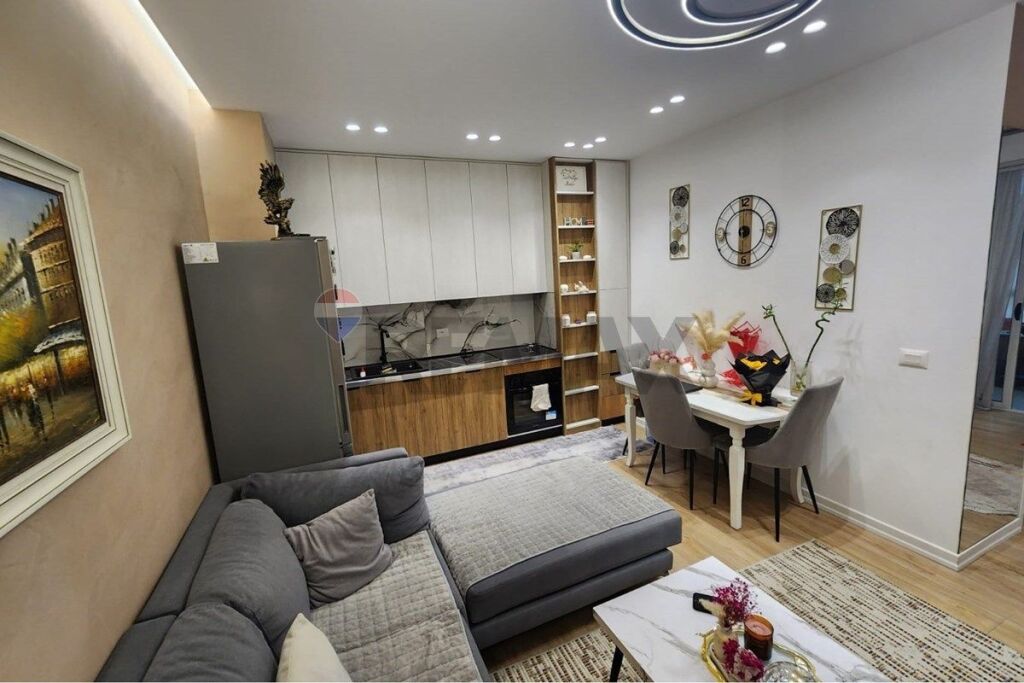 Apartment for sale in Kashar, Tirana, 80 m². Photo 3 of 3