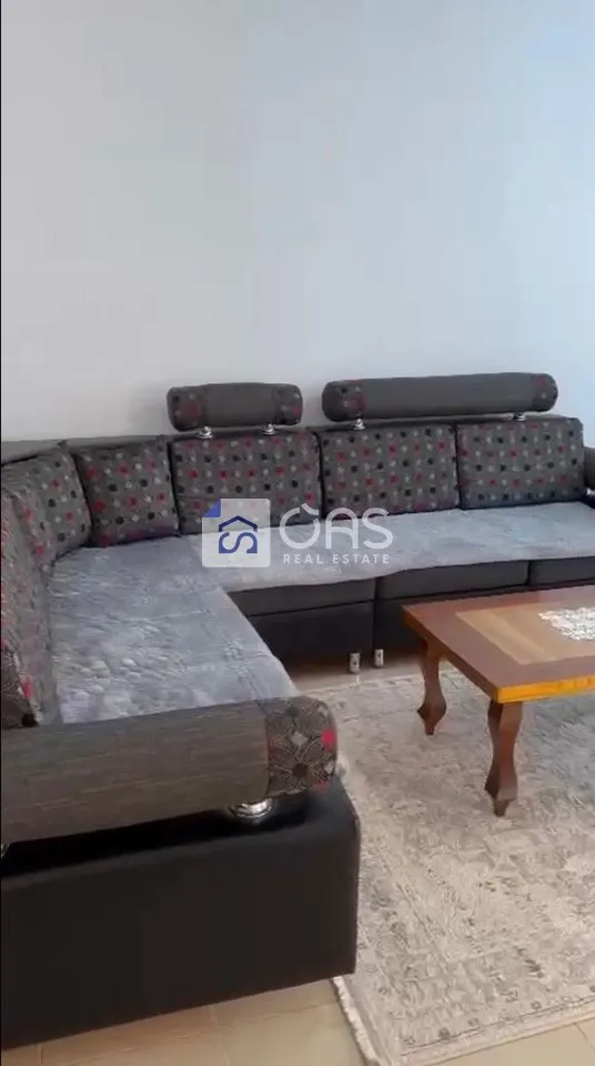 Apartament 1+1 me qera në Perballe shkolles Bajram Curri, Tiranë, 54 m². Foto 1 nga 5