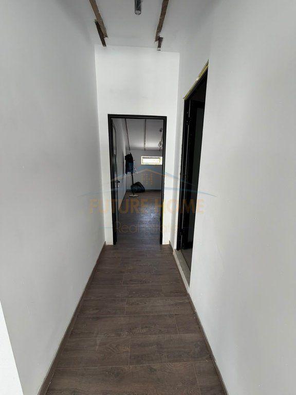 Appartamento 1+1 in vendita a Shallvaret, Tirana, 64 m²