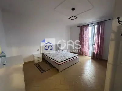Apartament 3+1 me qera në Kinostudio, Tiranë, 140 m². Foto 5 nga 8