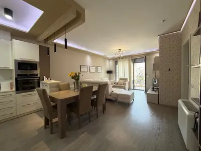 Apartament 2+1 në shitje në Rruga e Kosovarëve, Tiranë, 112 m². Foto 2 nga 12