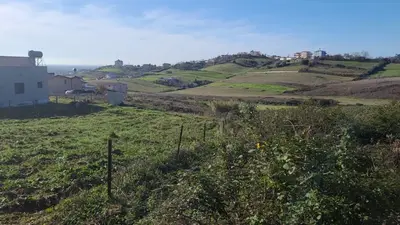 Tokë në shitje në Gjiri i Lalzit, Durrës, 3 380 m². Foto 4 nga 5
