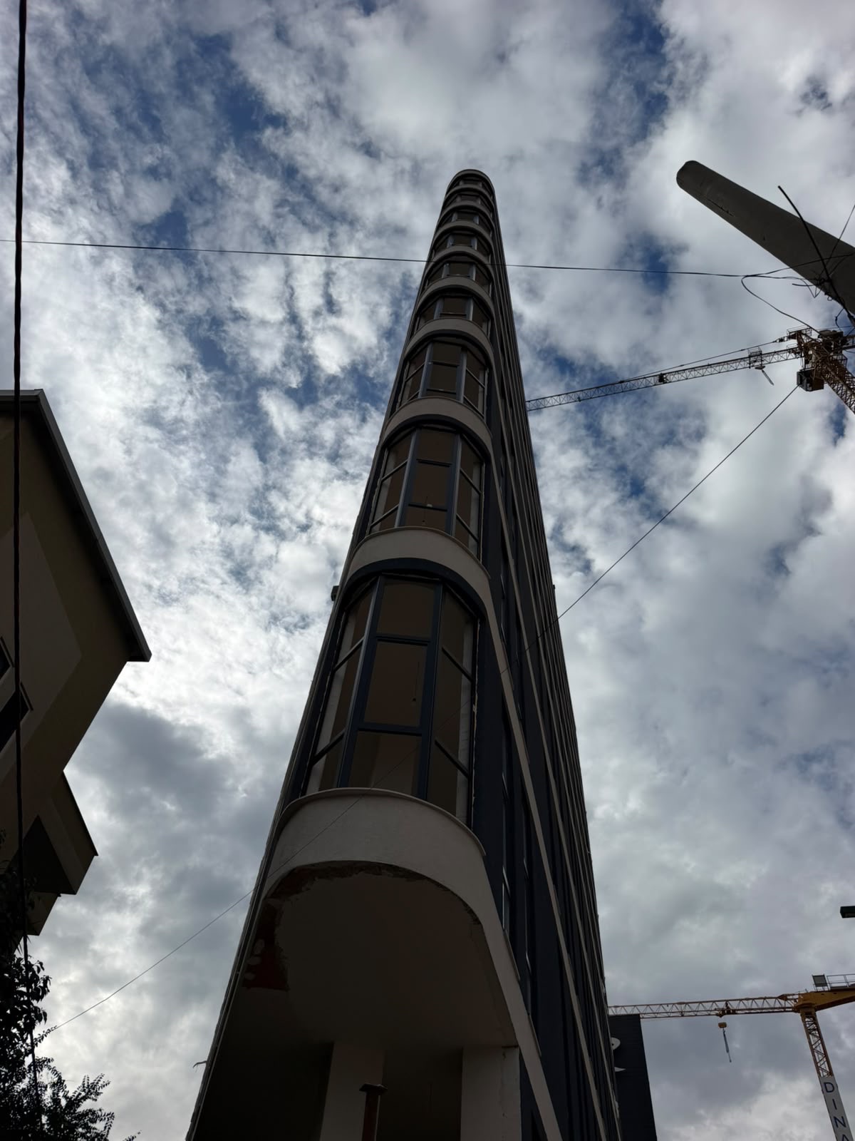 Apartment 3+1 for sale in Bulevardi i Ri, Tirana, 134 m². Photo 1 of 8