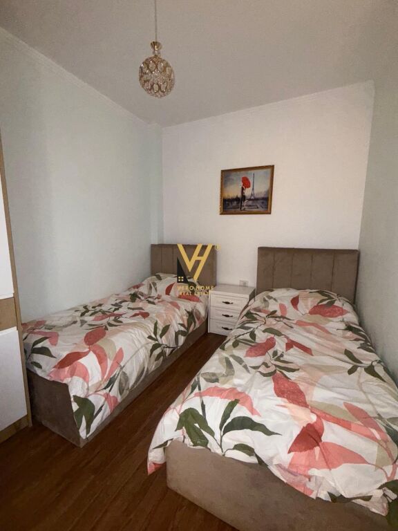 Apartament 2+1 me qera në Sauk, Tiranë, 75 m². Foto 2 nga 3