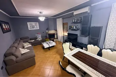 Vilë 2+1 në shitje në Frigoriferi, Tiranë, 363 m². Foto 2 nga 7