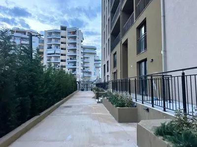 Apartament me qera në Rr. Pelivan Leskaj, Vlorë, 70 m². Foto 9 nga 10