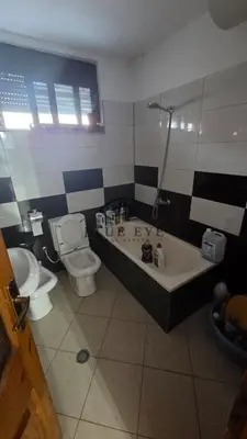 Apartament 3+1 në shitje në Spitali, Durrës, 98 m². Foto 3 nga 12
