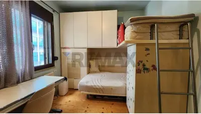 Apartament 2+2 me qera në Rruga Dervish Hima, Tiranë, 140 m². Foto 8 nga 9